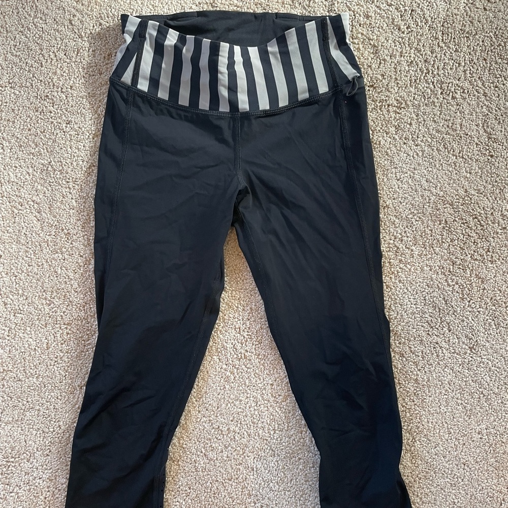 Lululemon cropped leggings size 2